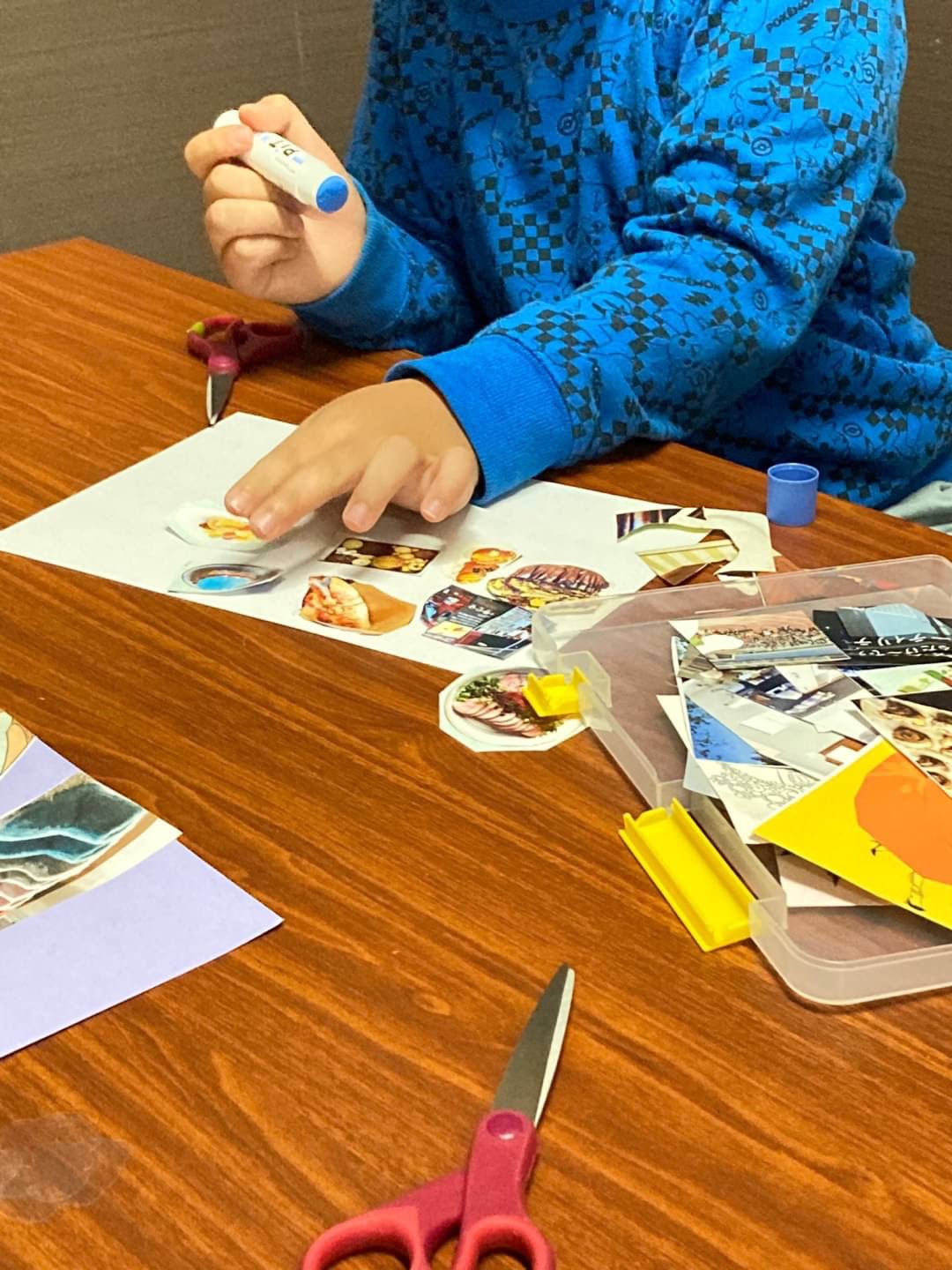 これはこっちに貼るよ!