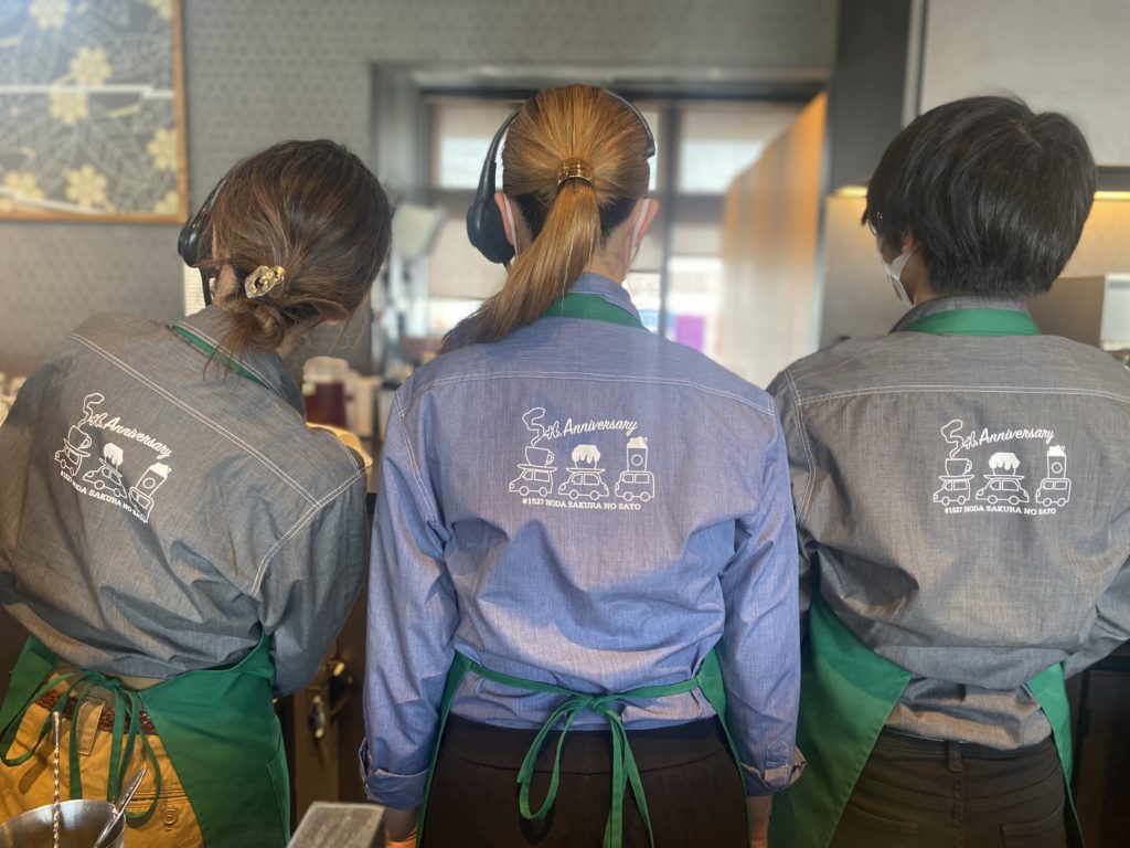 スターバックスコーヒージャパン様 アニバーサリープリントダンガリーシャツ
