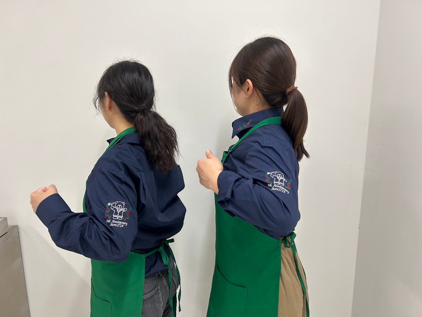 スターバックスコーヒージャパン様 周年記念シャツの襟刺繍